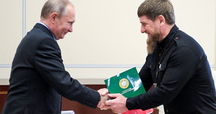 Путин подарил Чечне нефтяную компанию