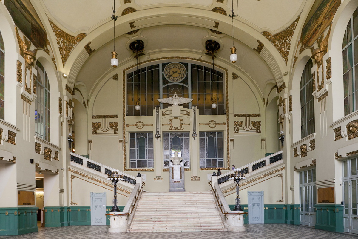 В Санкт-Петербурге отреставрировали Витебский вокзал